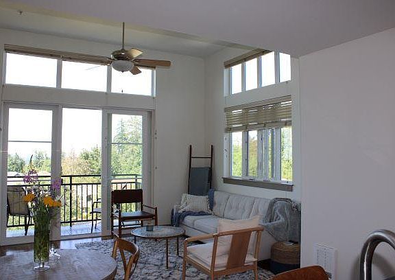 5th image of 1880 25th Ave NE #415