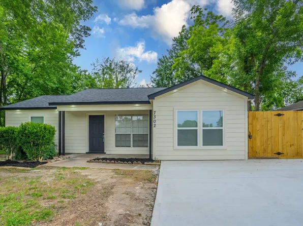 7302 Marilyn Ln, Houston, TX 77016