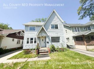 3845 Summit Park Ave, Cleveland Heights, OH 44121
