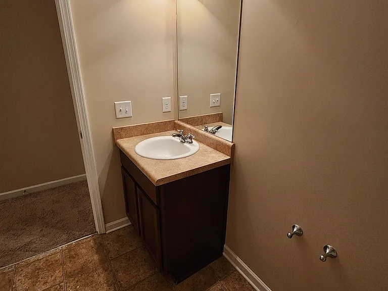 223 Flowing Meadows Dr — Photo 30