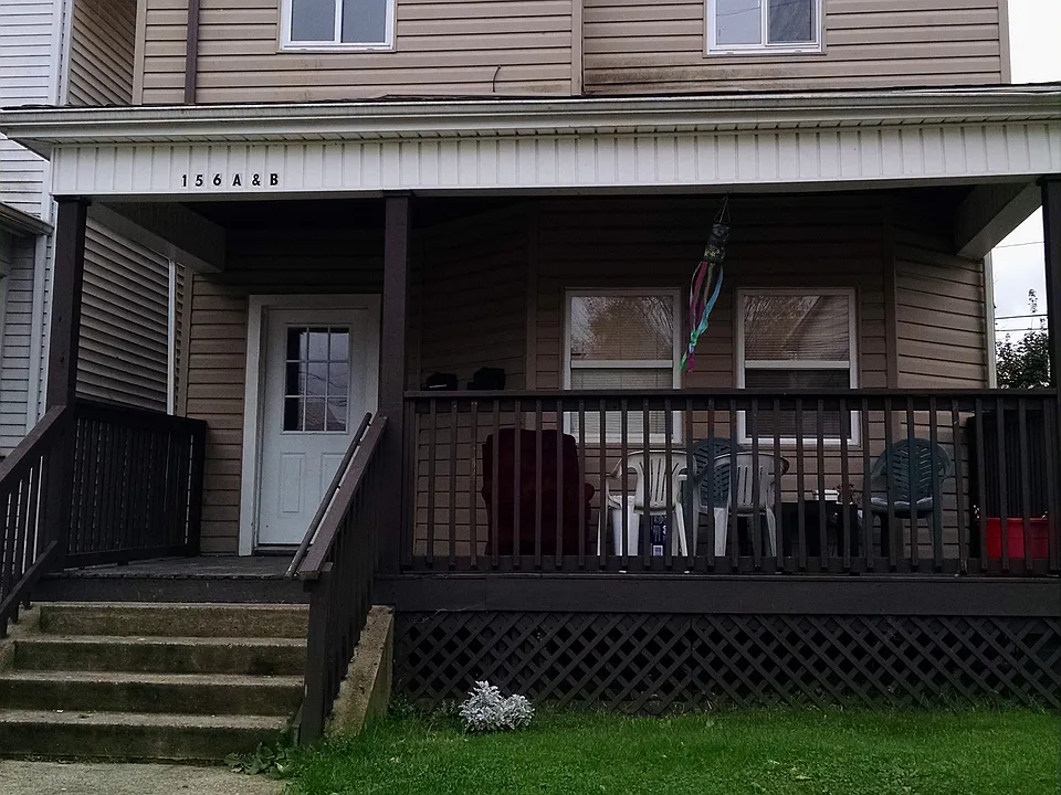 156 Franklin Ave #A