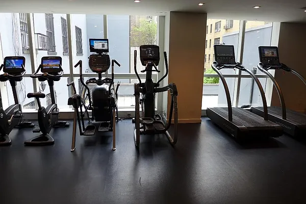 Rented by Level Group | media 41