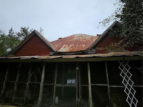 3rd image of 177 Fairground Rd