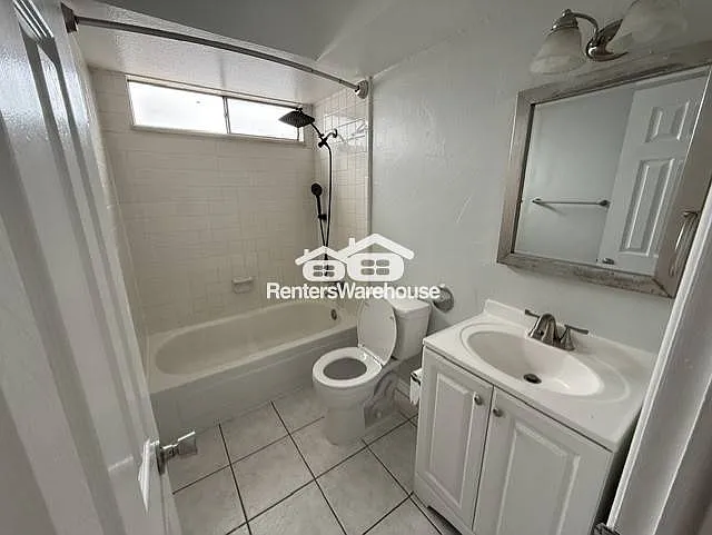 3855 S Monaco Street Pkwy #266 — Photo 6
