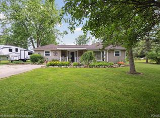 6479 W Court St, Flint, MI 48532