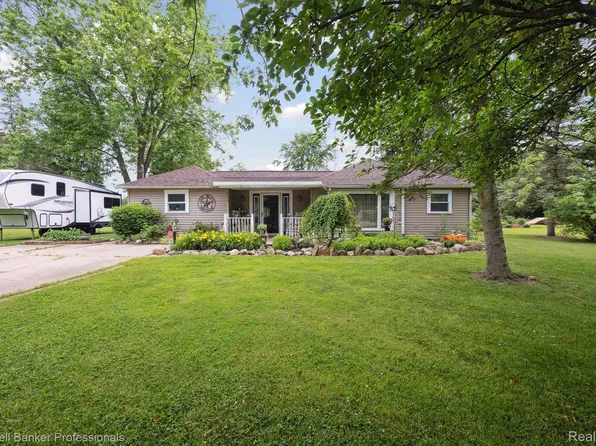 6479 W Court St, Flint, MI 48532