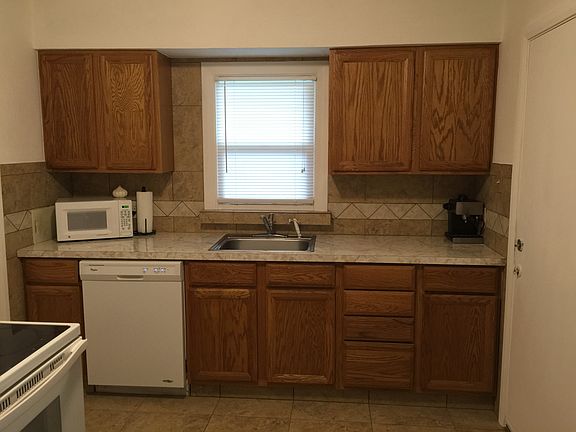 5th image of 2201 NW 23rd St