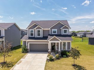 6907 Seattle Slew Dr, Whitestown, IN 46075