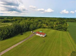 9567 Glenmark Rd, North Rose, NY 14516