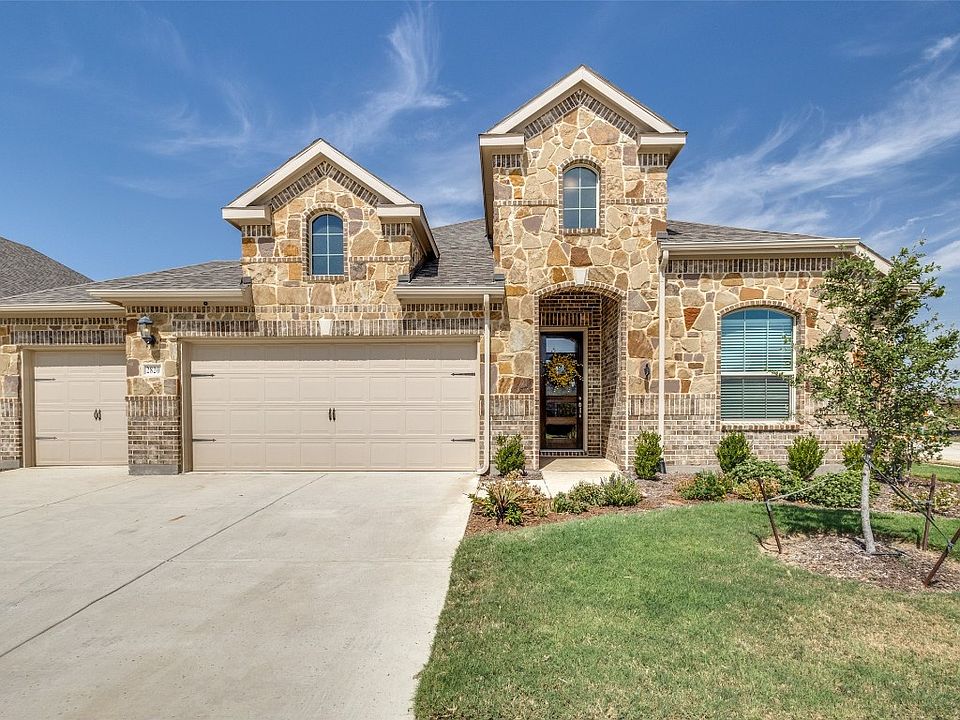 1st image of 2820 Rosewood Way