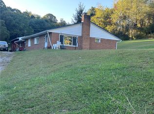 415 Short St, Freeport, PA 16229
