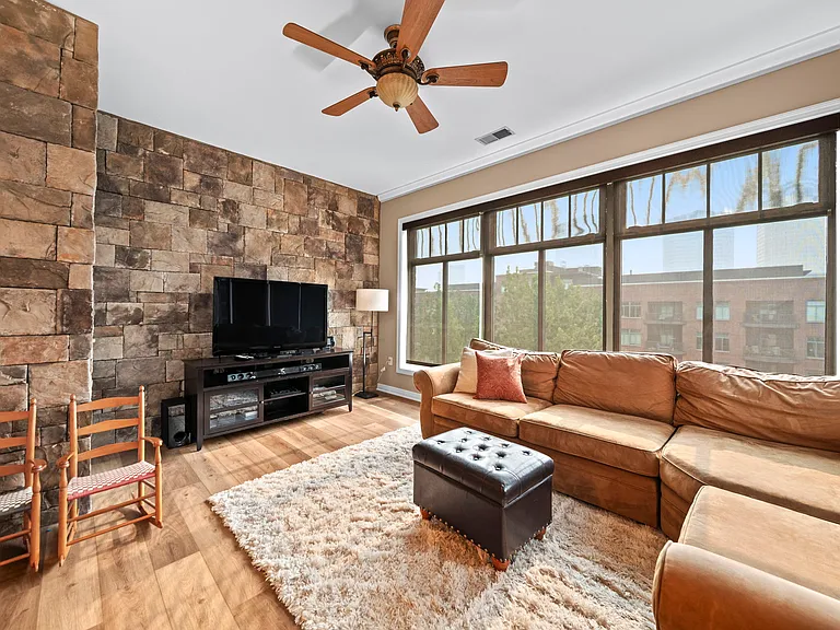 251 Daniel Burnham Sq #701 — Photo 11
