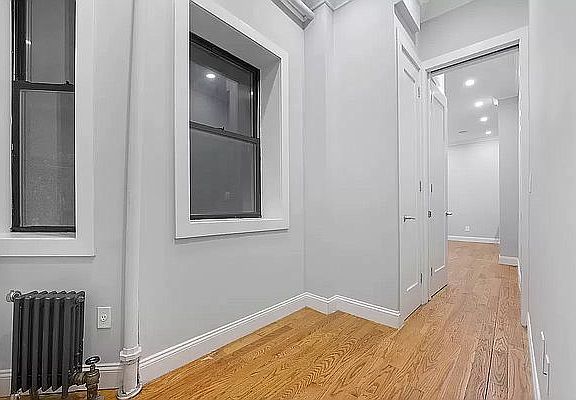 5th image of 345 E 92nd St #1F