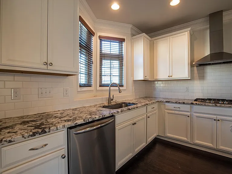 315 View Dr — Photo 12