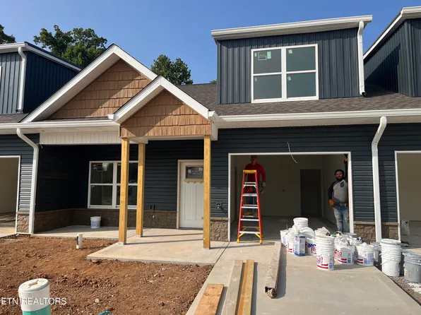 1412 Summer Meadow Dr, Powell, TN 37849