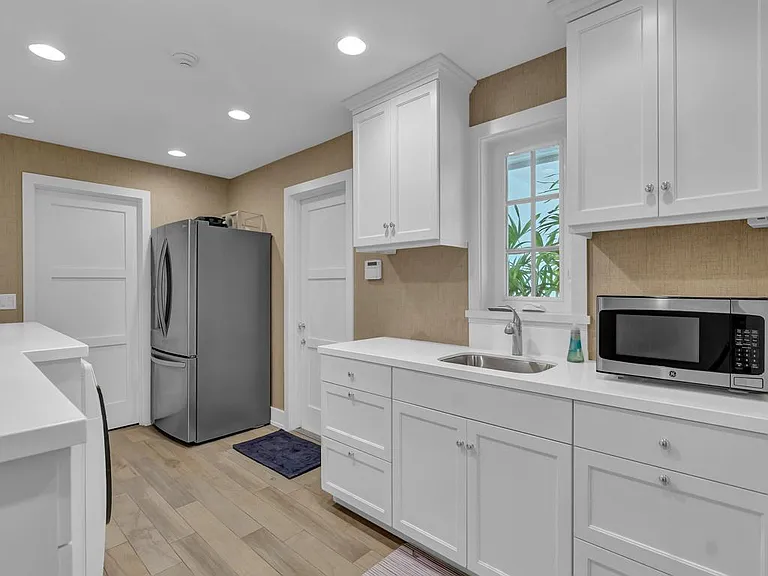 215 Live Oak Rd — Photo 19