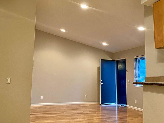 4th image of 4367 Van Dyke Ave APT 6