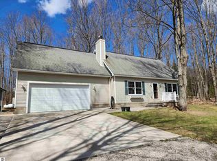 5414 Sandalwood Cir, Elmira, MI 49730