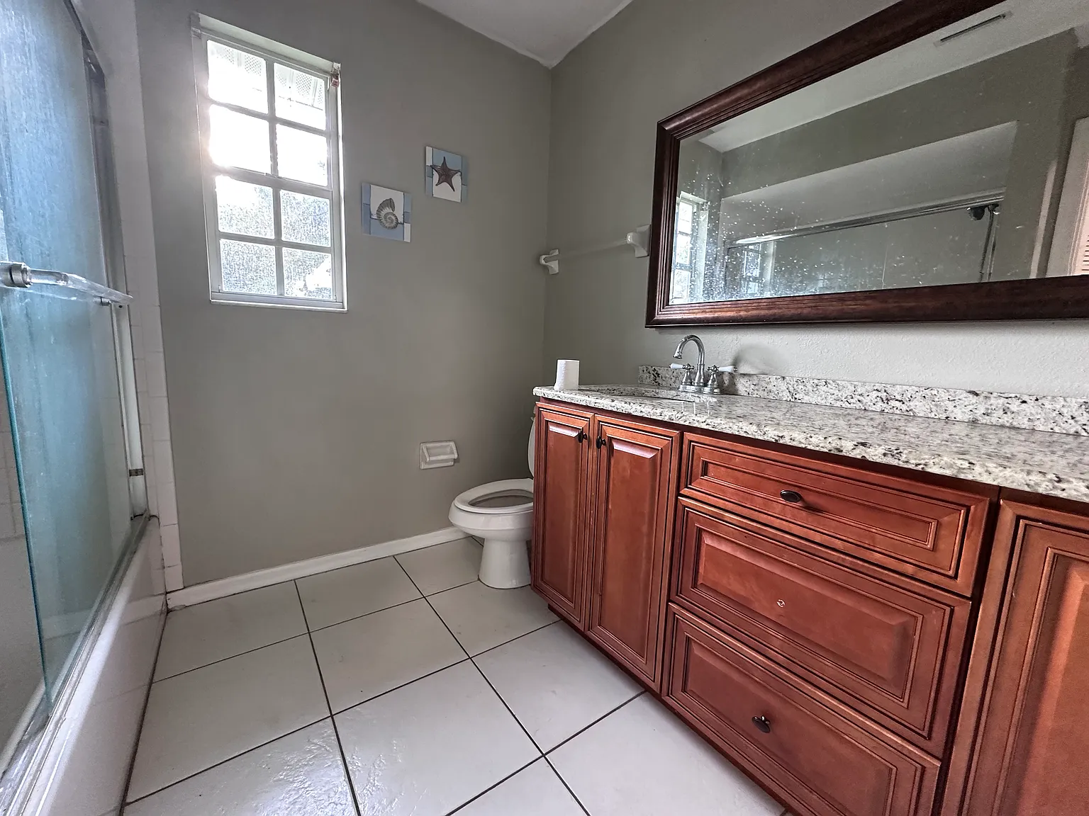 4 bed, 2.5 bath, 2248 sqft, $2,800 — Photo 3