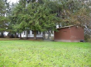 27 Welcome Slough Rd, Cathlamet, WA 98612