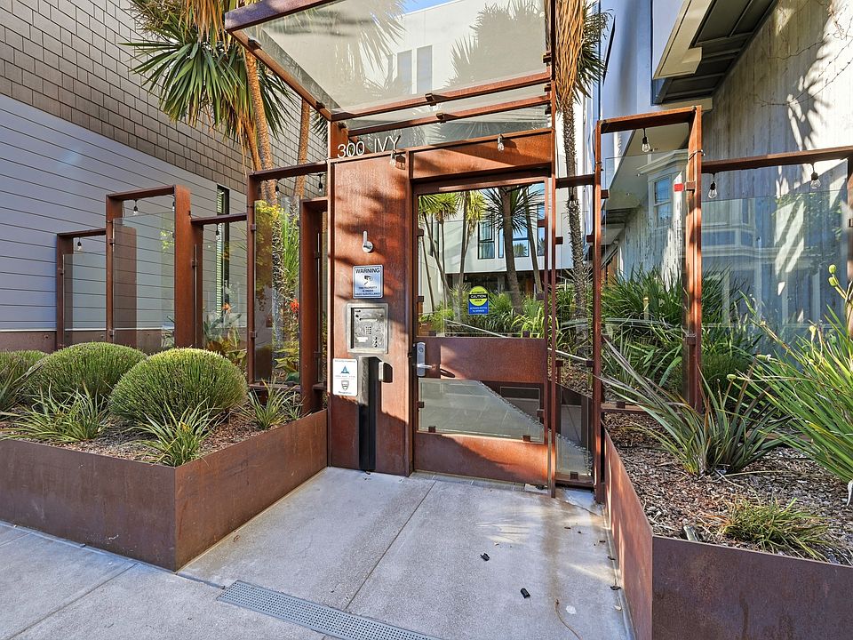 1st image of 300 Ivy St APT 200