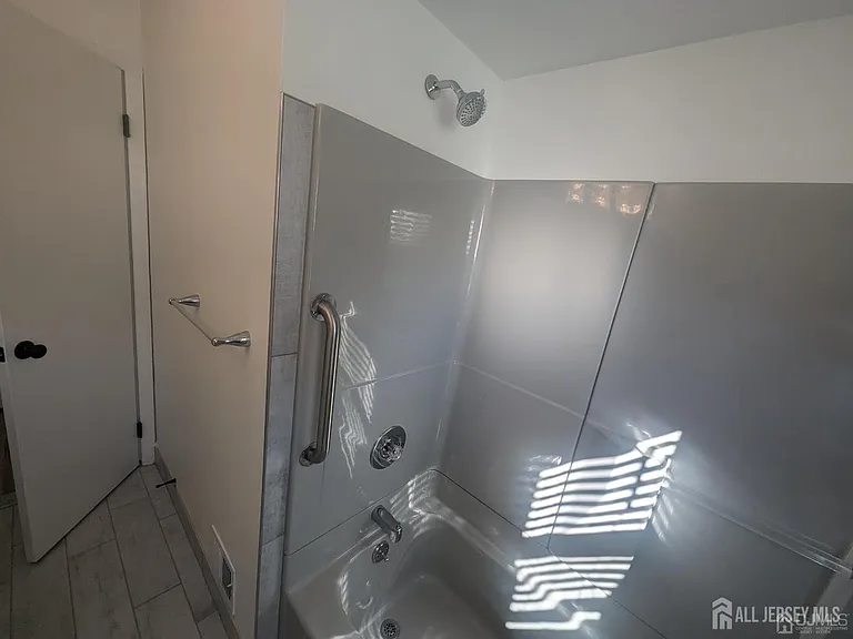 6 Hillside Ave — Photo 12