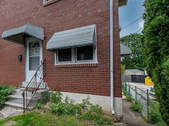 2nd image of 9 David Rd