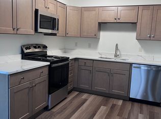 703 Medinah Ct, Dixon, IL 61021