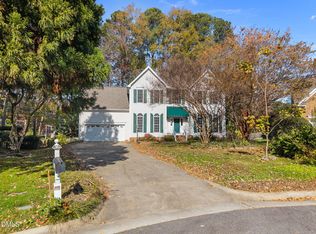 105 Aspen Hollow Ct, Cary, NC 27518