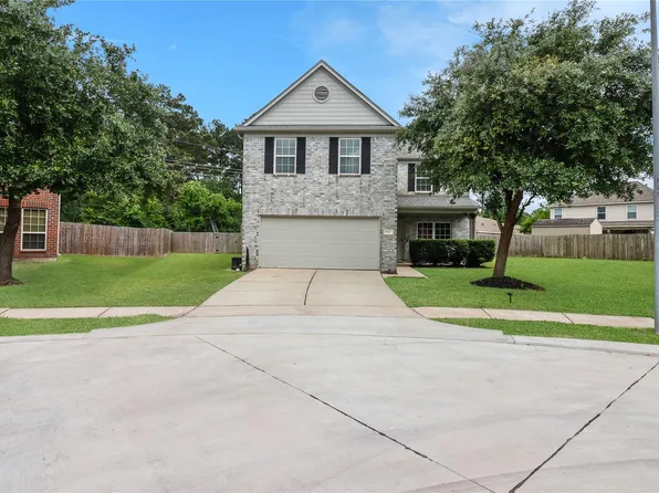 1830 Sun Point Ct, Humble, TX 77396