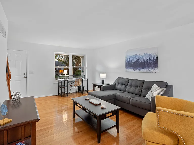 2528 Shiva Ct — Photo 9