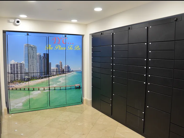Luxer One Package Room