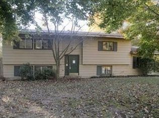 944 James St, Plainwell, MI 49080