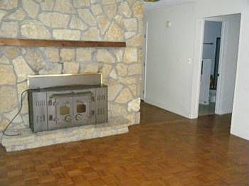 2nd image of 818 Lodge Dr