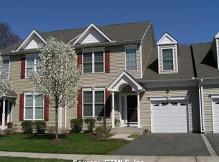20 Fieldstone Ct #20, North Haven, CT 06473