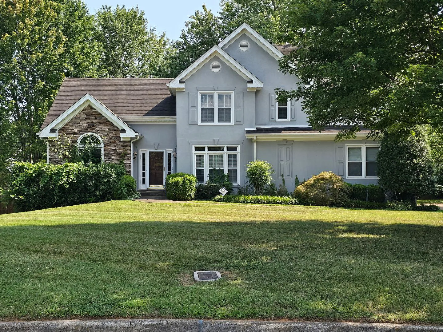 Rent Special - First full month FREE on 13 month lease — Photo 1