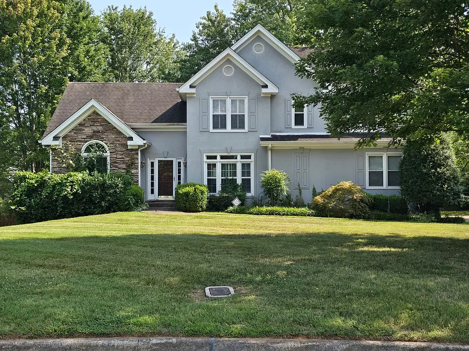 2710 Runnymeade Dr