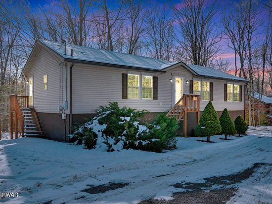 6 Wedge Rd, Lake Ariel, PA 18436