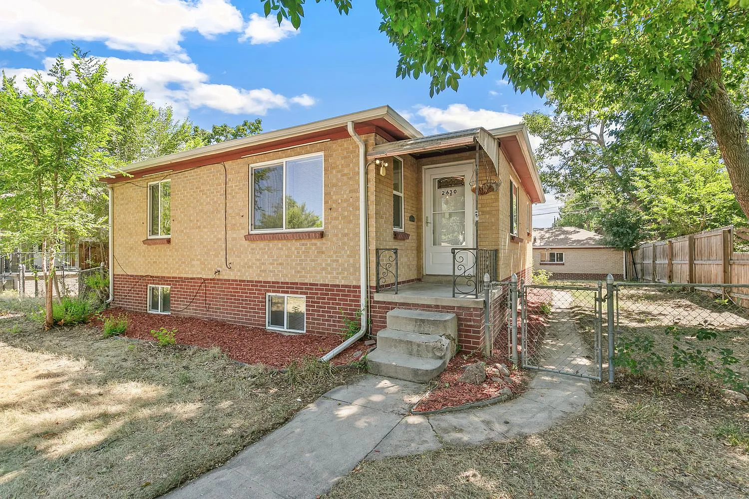 4 bed, 1836 sqft, $3,000 — Photo 3