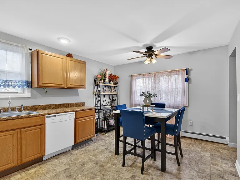 131 Paterson Ave #2 — Photo 9