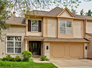 615 Cherbourg Ct N #615, Buffalo Grove, IL
