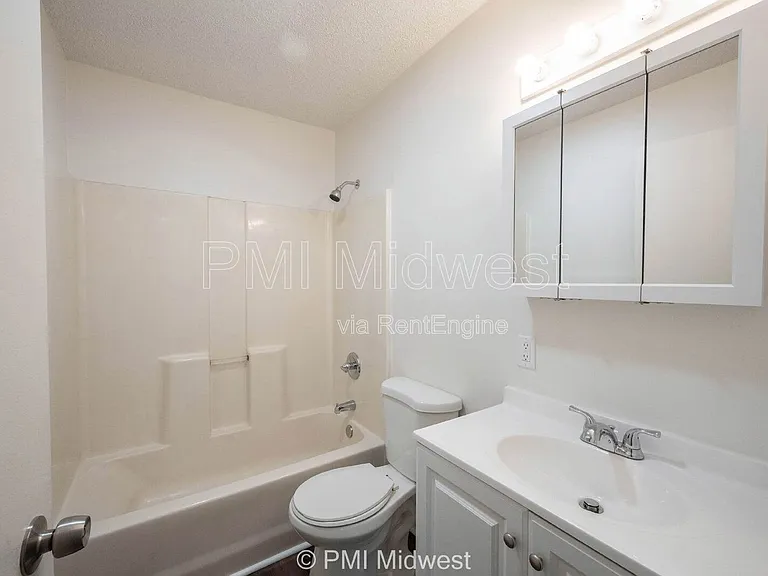 570 W US Highway 52 #8B — Photo 14