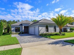 25967 High Hampton Cir, Sorrento, FL 32776