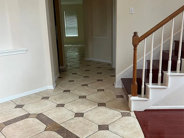 15319 Truslow Point Ln — Photo 5