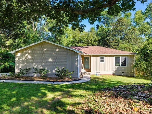 2408 Debden Ct, Tallahassee, FL 32309