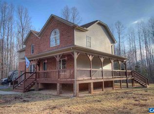 5319 Woodstone Ct, Louisa, VA 23093