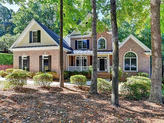 2nd image of 4390 Laurel Grove Trce