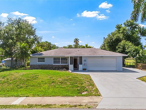 2nd image of 8088 San Carlos Blvd