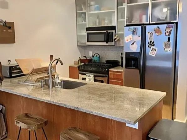 24 Cook Street image 1 of 11