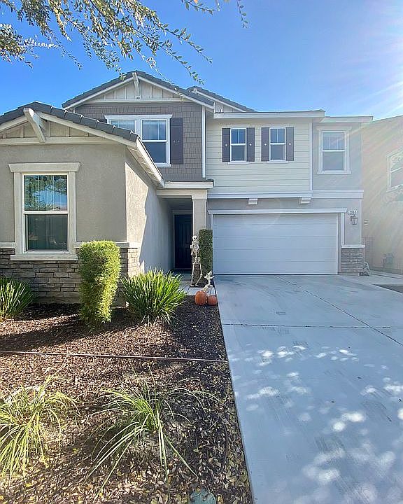 1st image of 2968 E Arbor Ln